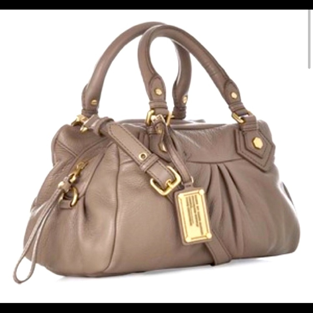 Marc Jacobs satchel crossbody in great condition